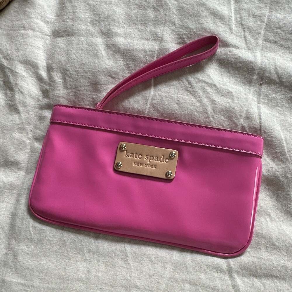 Kate Spade New York Pink Wristlet Wallet Zip Wrist Strap Logo